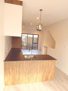 /international/nz/41-tahepuia-lane-mount-wellington-auckland-city-380066117196/