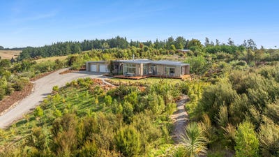 /international/nz/140-horton-road-upper-moutere-tasman-380066106903/