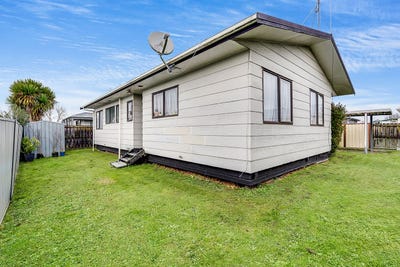 /international/nz/10-breckons-avenue-nawton-hamilton-city-380066178481/