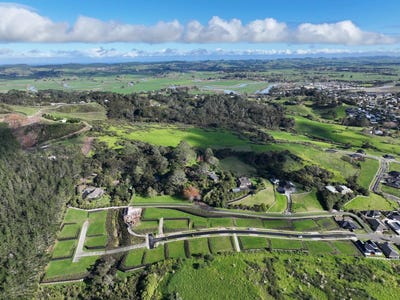 /international/nz/helensville-rodney-380066078229/