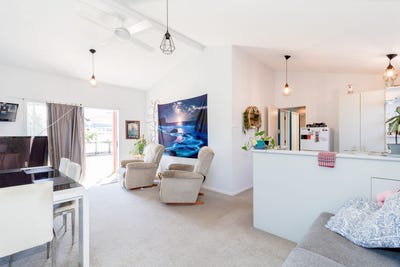 /international/nz/80-guppy-road-greenmeadows-napier-city-380066098704/