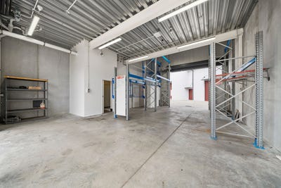 /international/nz/8-laurenson-road-hobsonville-waitakere-city-380066144606/