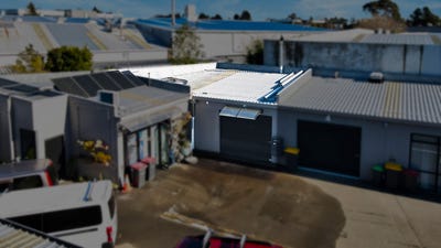 /international/nz/11-homersham-place-burnside-christchurch-city-380066177935/