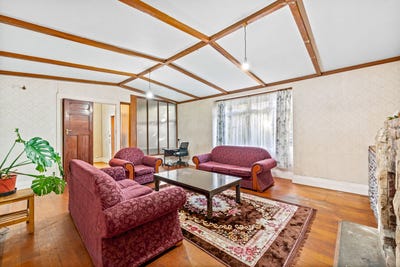 /international/nz/35-edenvale-crescent-mount-eden-auckland-city-380066120186/
