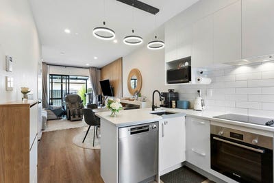 /international/nz/33-kiato-lane-flat-bush-manukau-city-380066077868/