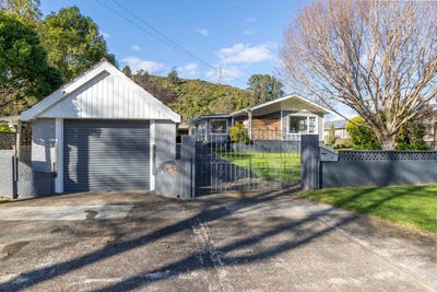 /international/nz/15-black-beech-street-birchville-upper-hutt-city-380066180853/