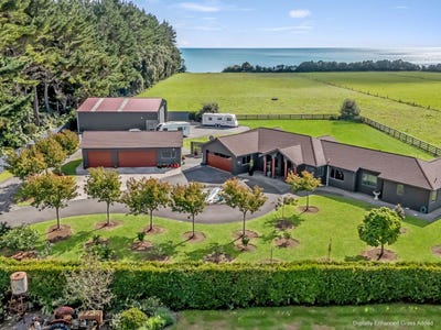 /international/nz/16-urenui-beach-road-urenui-new-plymouth-380066116386/