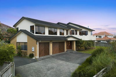 /international/nz/8-chiania-place-somerville-manukau-city-380066086352/