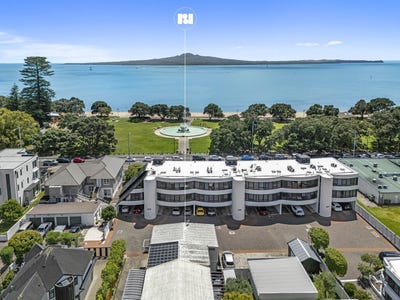 /international/nz/mission-bay-auckland-city-380066111279/