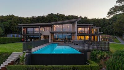 /international/nz/sunnybrook-rotorua-380066091801/