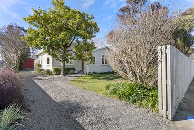 /international/nz/68-kent-street-carterton-wairarapa-380066182727/
