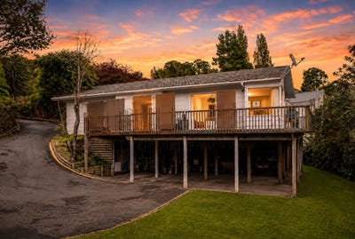 /international/nz/17-cape-horn-road-mount-roskill-auckland-city-380066119705/