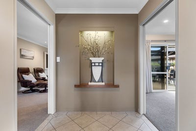 /international/nz/194-carmichael-road-bethlehem-tauranga-380066120717/