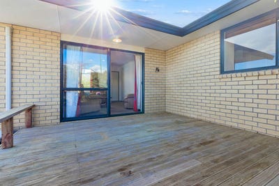 /international/nz/7a-kaimai-view-drive-ohauiti-tauranga-380066184971/