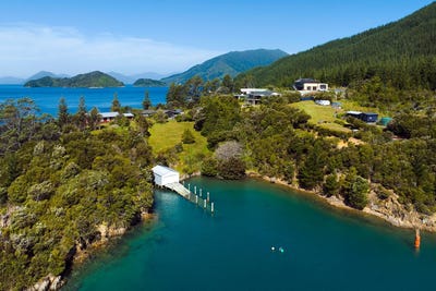 /international/nz/256-elaine-bay-road-marlborough-sounds-marlborough-380066106138/