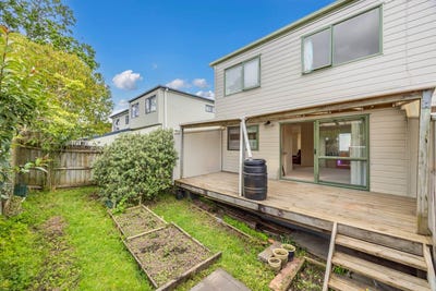 /international/nz/5-kilham-avenue-northcote-christchurch-city-380066079255/