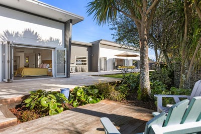 /international/nz/75-lepper-road-upper-inglewood-new-plymouth-380066096150/