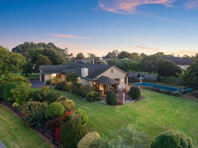 /international/nz/1-church-view-road-waiau-pa-franklin-380066085286/