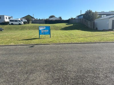 /international/nz/61-gawler-street-te-horo-kapiti-coast-380066179962/