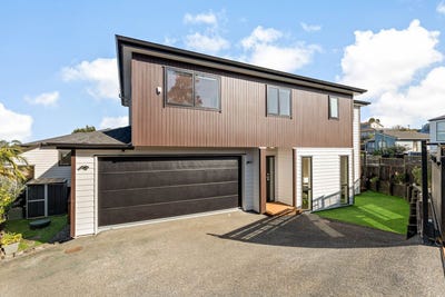 /international/nz/west-harbour-waitakere-city-380066177664/
