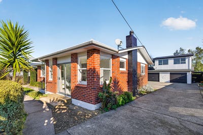 /international/nz/17-philip-street-carterton-wairarapa-380066174461/