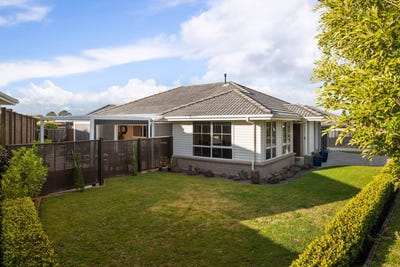 /international/nz/46-sharp-road-katikati-western-bay-of-plenty-380066181817/