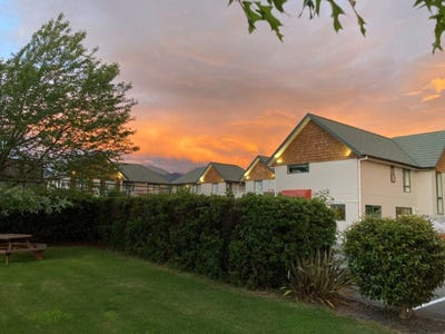 /international/nz/1-tarndale-place-hanmer-springs-hurunui-380066148473/