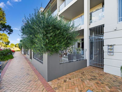 /international/nz/michael-jones-drive-flat-bush-manukau-city-380066100078/