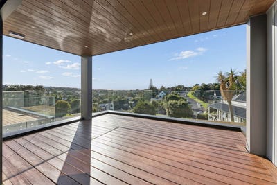 /international/nz/110-stredwick-drive-torbay-north-shore-city-380066085190/