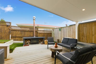 /international/nz/12-laurence-street-gate-pa-tauranga-380066098300/