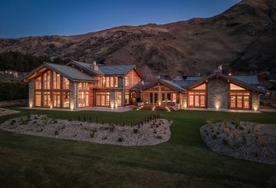/international/nz/foxglove-heights-wanaka-wanaka-380066101324/