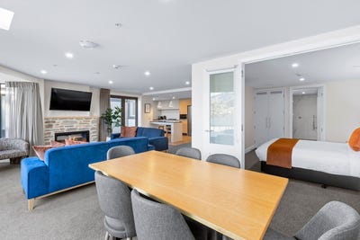 /international/nz/327-frankton-road-queenstown-central-central-otago-lakes-district-380066090092/