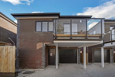/international/nz/glendene-waitakere-city-380066096244/