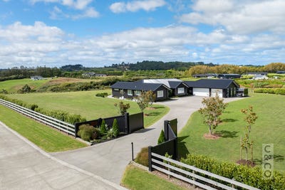 /international/nz/19-wake-road-coatesville-rodney-380066092025/