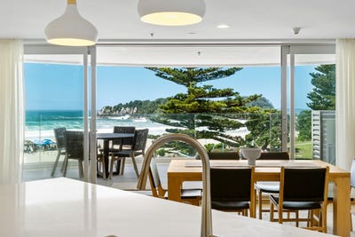 /international/nz/2-marine-parade-mount-maunganui-tauranga-380066122534/