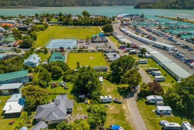 /international/nz/24-inglis-street-havelock-marlborough-380066149632/