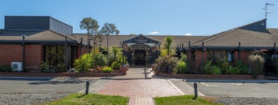 /international/nz/blenheim-central-marlborough-380066149050/