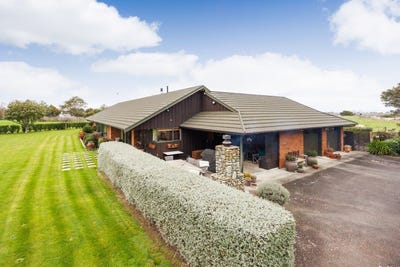 /international/nz/187-high-street-bulls-rangitikei-380066075446/