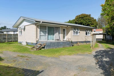 /international/nz/garth-place-manurewa-manukau-city-380066120289/