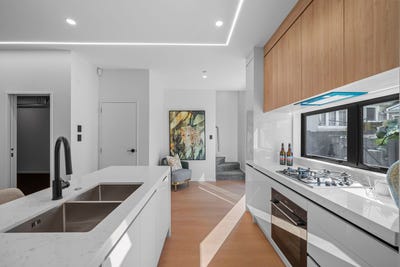 /international/nz/18-bradbury-road-botany-downs-manukau-city-380066161722/