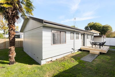 /international/nz/hamilton-east-hamilton-city-380066118830/