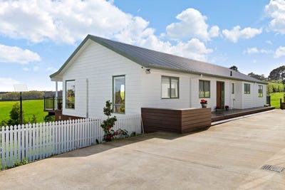 /international/nz/waiuku-franklin-380066083974/