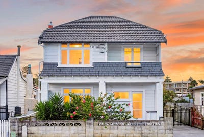 /international/nz/164-wellesley-road-napier-south-napier-city-380066110822/