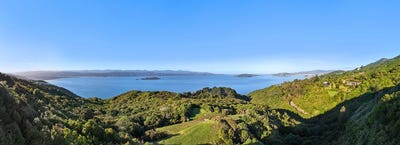 /international/nz/221-glanmire-road-newlands-wellington-city-380066089628/