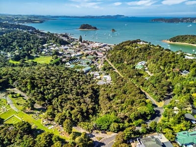 /international/nz/paihia-far-north-380066075962/