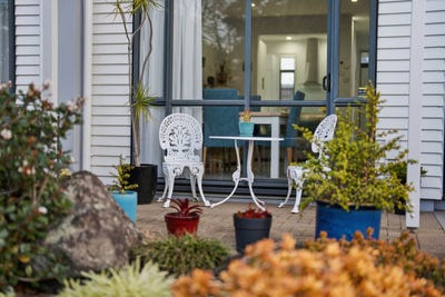 /international/nz/2-armoy-drive-east-tamaki-manukau-city-380066169251/
