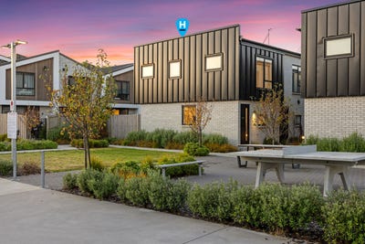 /international/nz/329-lincoln-road-addington-christchurch-city-380066096084/