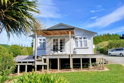 /international/nz/miro-street-huntly-waikato-380066082484/