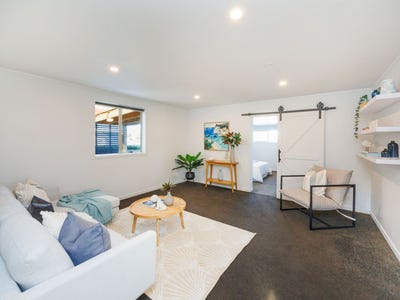 /international/nz/9-shortt-street-foxton-beach-horowhenua-380066121735/