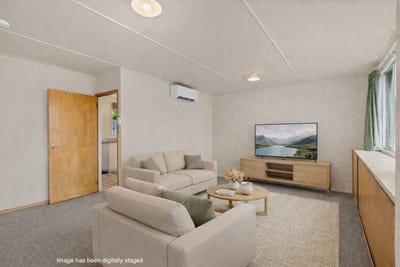 /international/nz/blackwell-street-marton-rangitikei-380066122149/